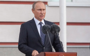 Путин: Проблемой роста цен на бензин занимается правительство